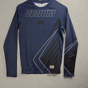 Venom Performance Rashguard  Medium Shirt Long Sleeve